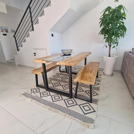Amavi Villa *