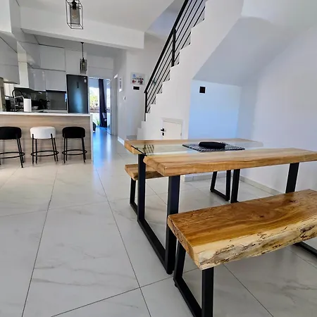 Amavi Villa